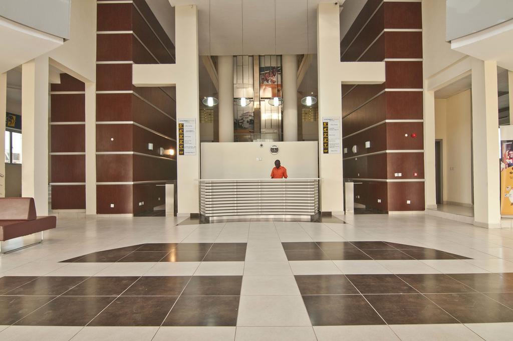 L'Eola Suites Abuja Exterior photo