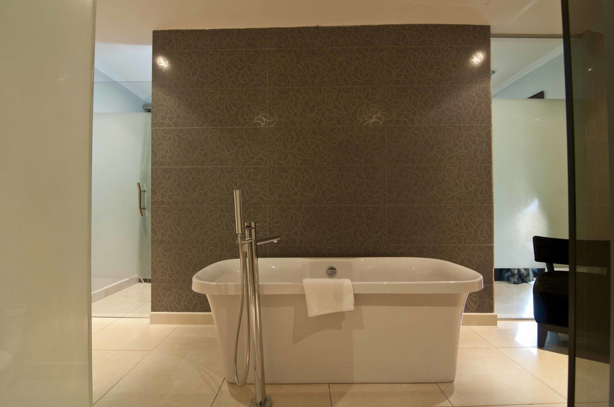 L'Eola Suites Abuja Exterior photo