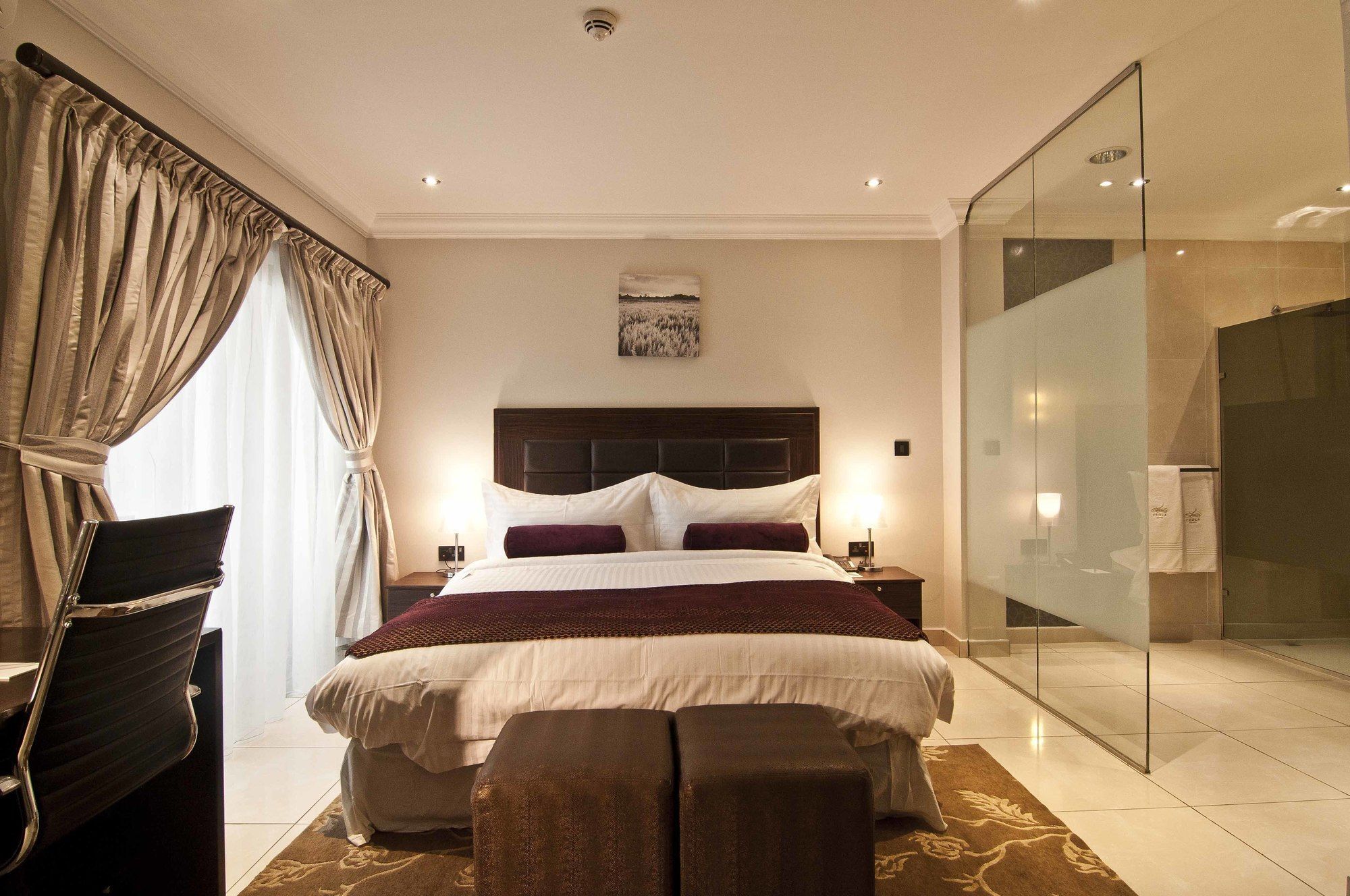 L'Eola Suites Abuja Exterior photo