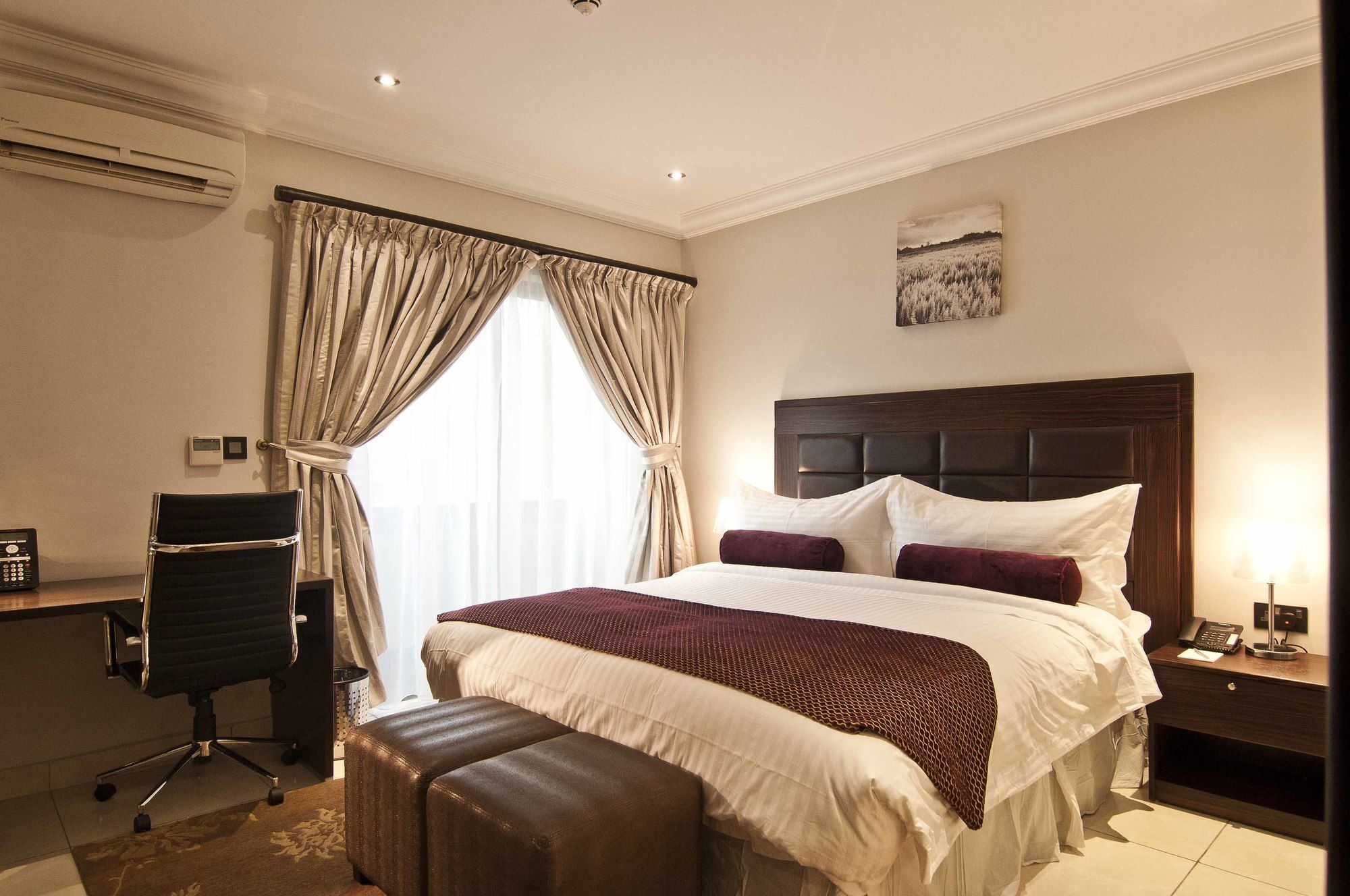 L'Eola Suites Abuja Exterior photo
